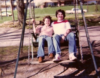 Click to view full size image
==============
Belinda Hordern, Martin Goode
Belinda Hordern, Martin Goode